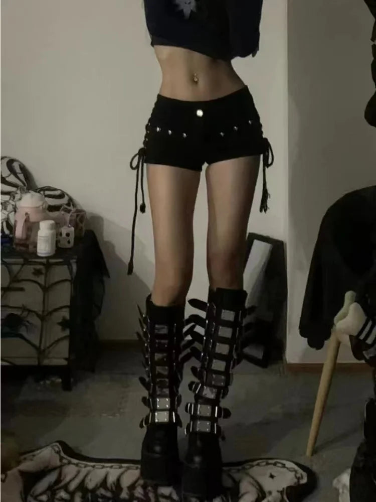 American Retro Lace-Up Skinny Shorts